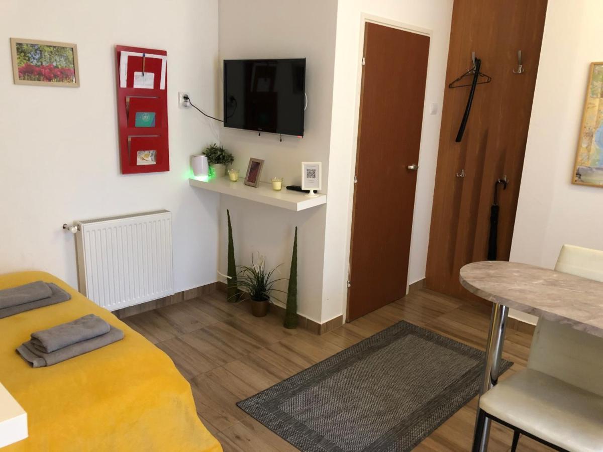Milla Apartman Сентендре Екстер'єр фото
