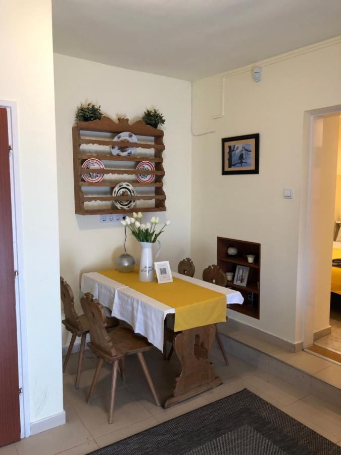 Milla Apartman Сентендре Екстер'єр фото